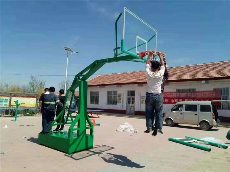 籃球架制造商_體育設備維護系統